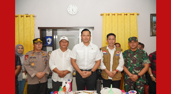 Tinjau Lahan Relokasi Masyarakat Terdampak Gunung Ruang, Ini Ucapan Iskandar Kamaru di Depan AHY